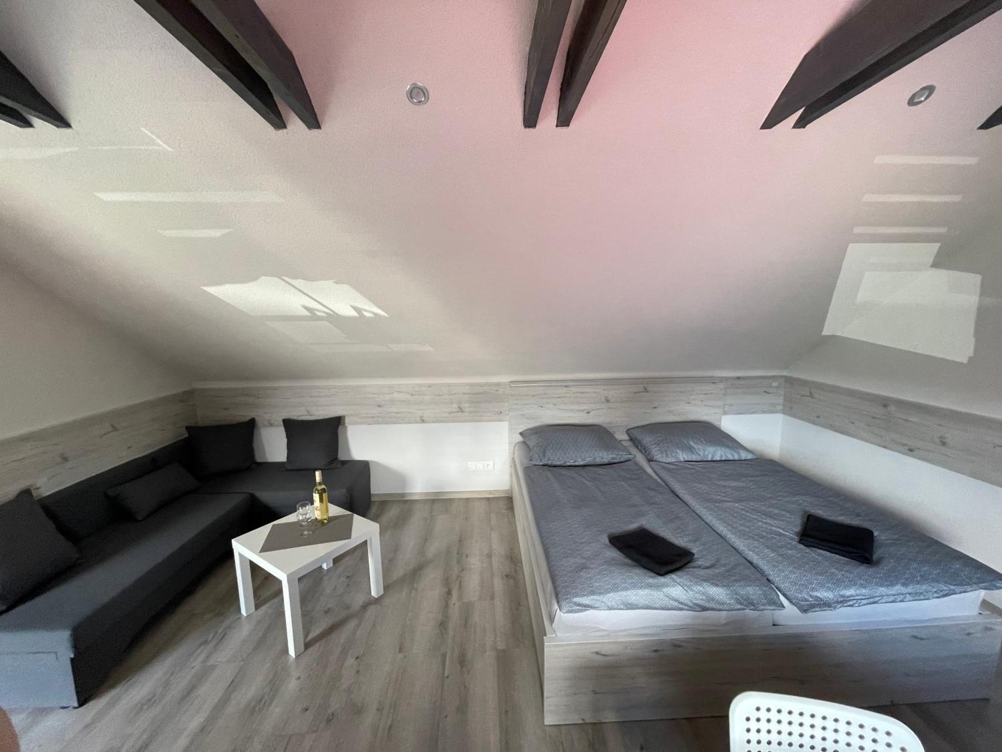 Apartmanovy Dom Stela Bešeňová Dış mekan fotoğraf