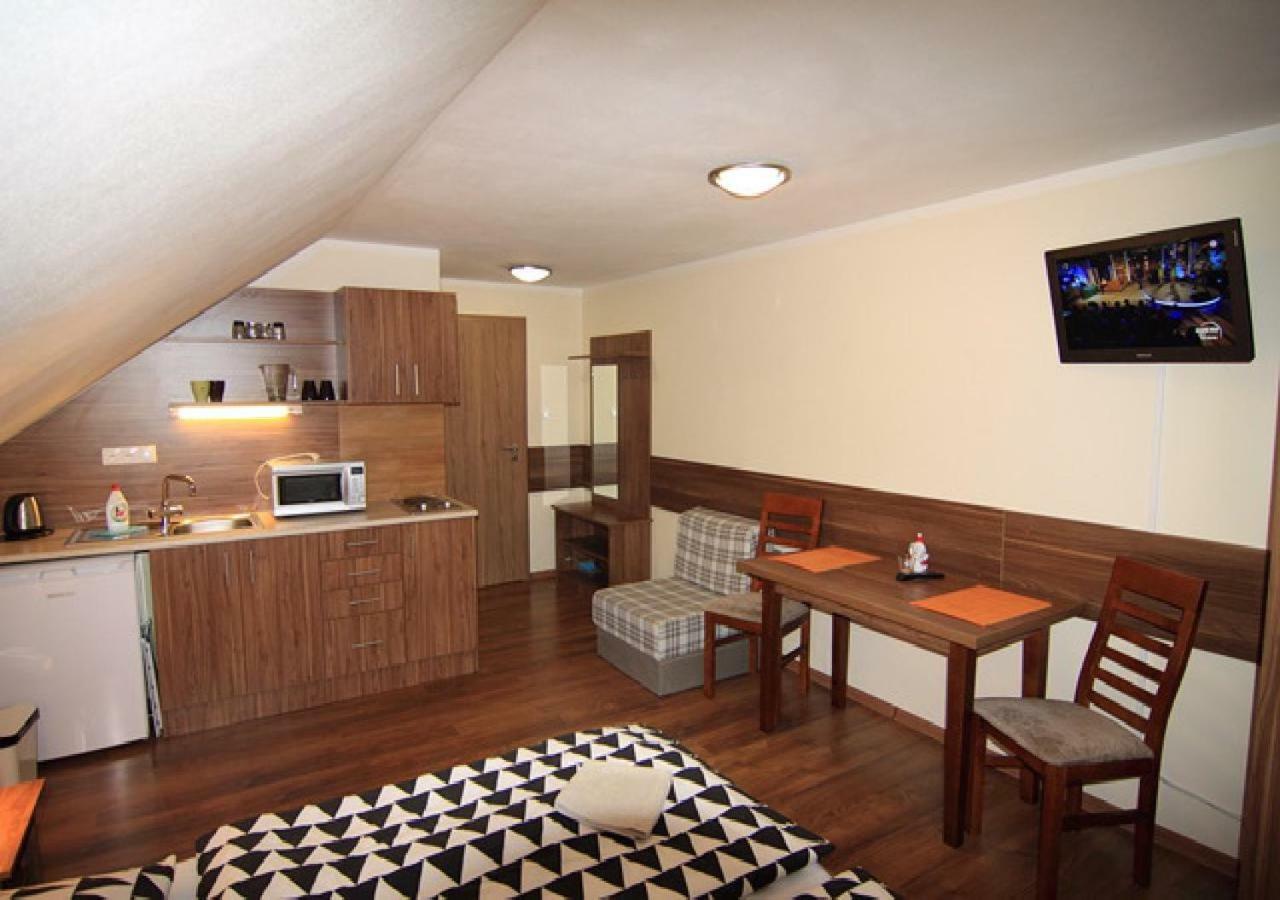 Apartmanovy Dom Stela Bešeňová Dış mekan fotoğraf